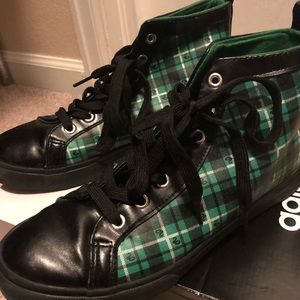 Hot Topic Slytherin shoes
